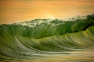 2064732-2-green-wave